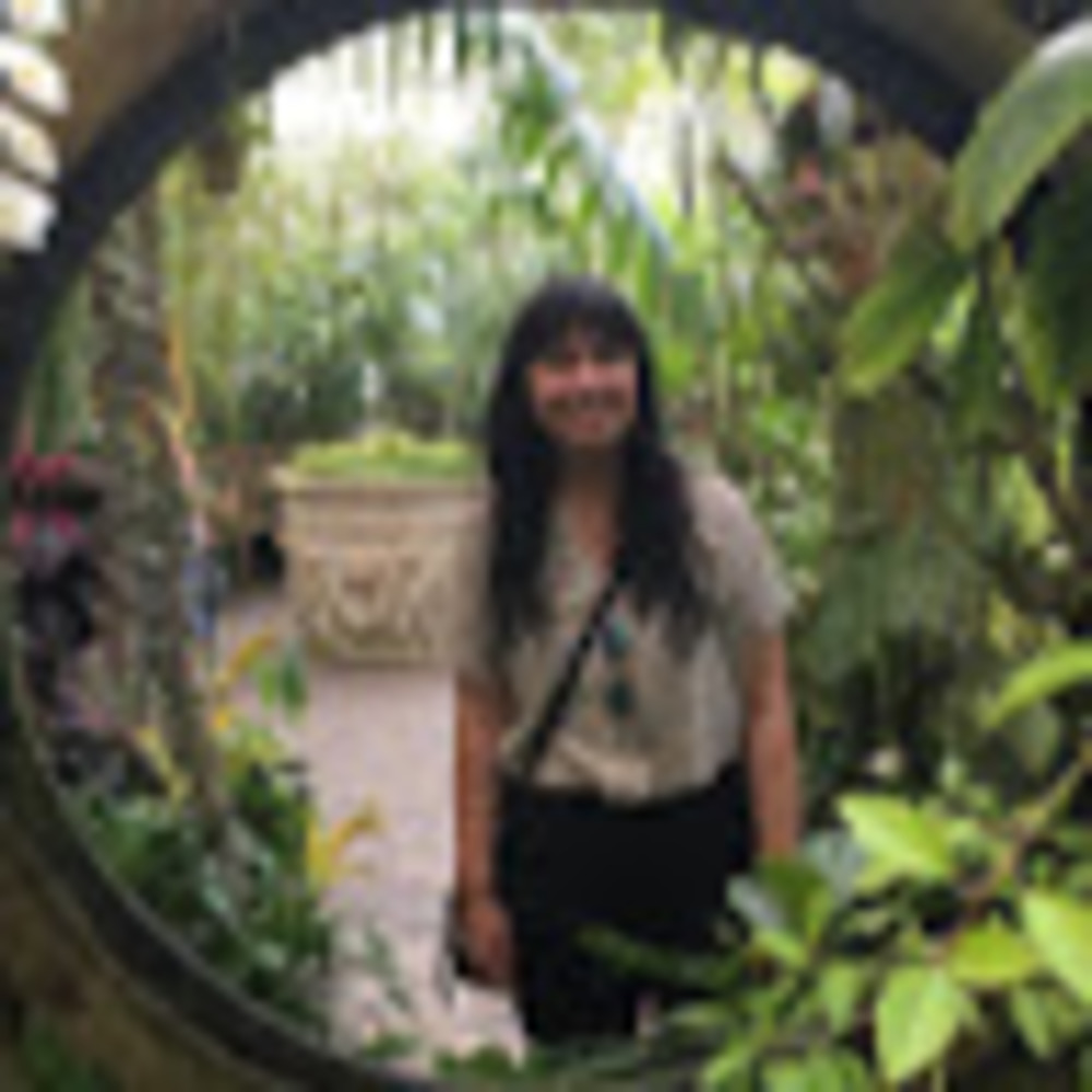 Meet your Posher, Emily